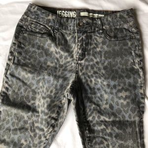 DKNY Jeans Animal Print Jeggings